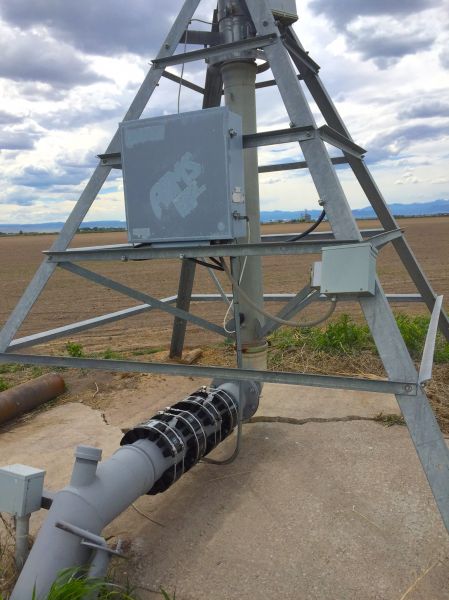 GMX Model 8000s on irrigation line a Colorado Dairy Farm
GMX Model 8000s installed on irrigation equipment on a Colorado Dairy Farm. By using the GMX units the farming operation should see a significant reduction in water use.
Keywords: Agriculture